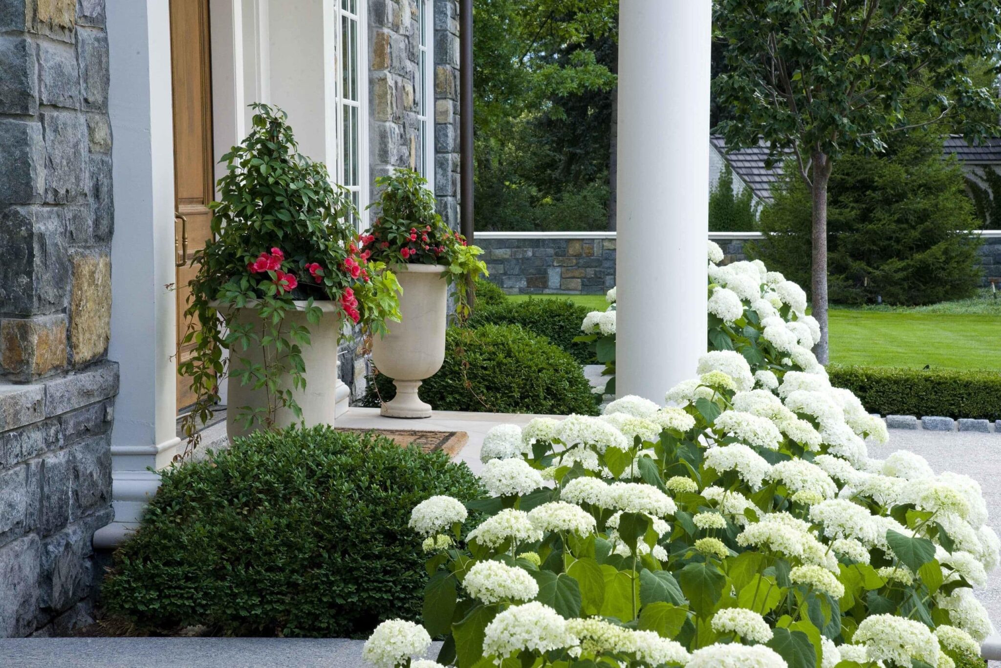 Your Ultimate Guide to Spring Landscape Color