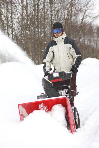 Selecting the right Snow Thrower for your Needs