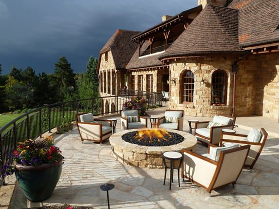 Blog Featured – Cozy Outdoor Rooms to Enjoy Autumn