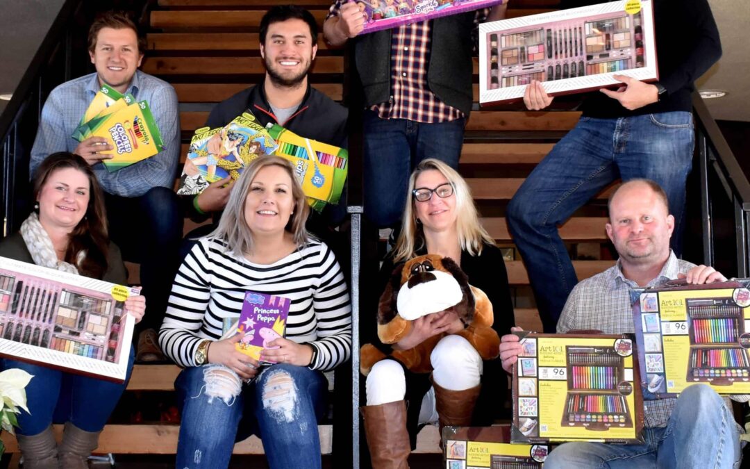 Giving Back: A Lifescape Holiday Tradition