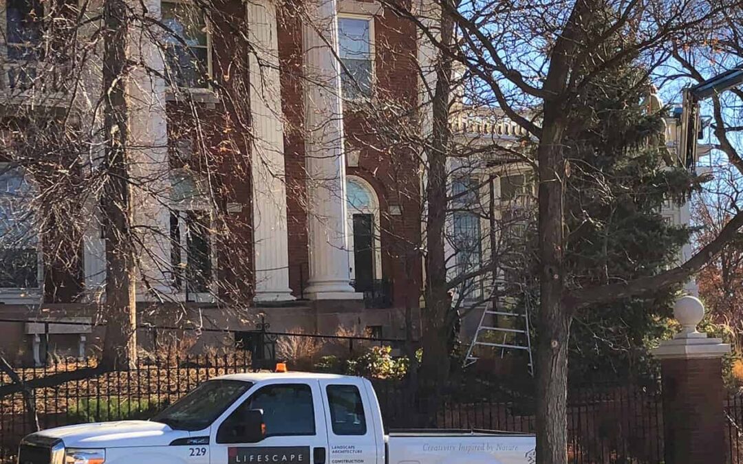 Lifescape Colorado Illuminates the Governor’s Mansion with Holiday Lighting