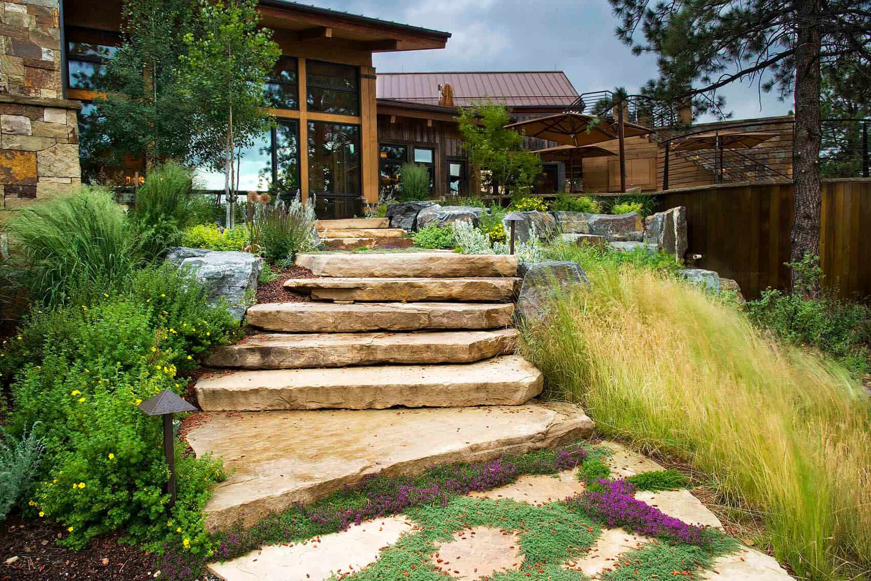 A Denver tradition of beautifully responsible landscaping - Xeriscape