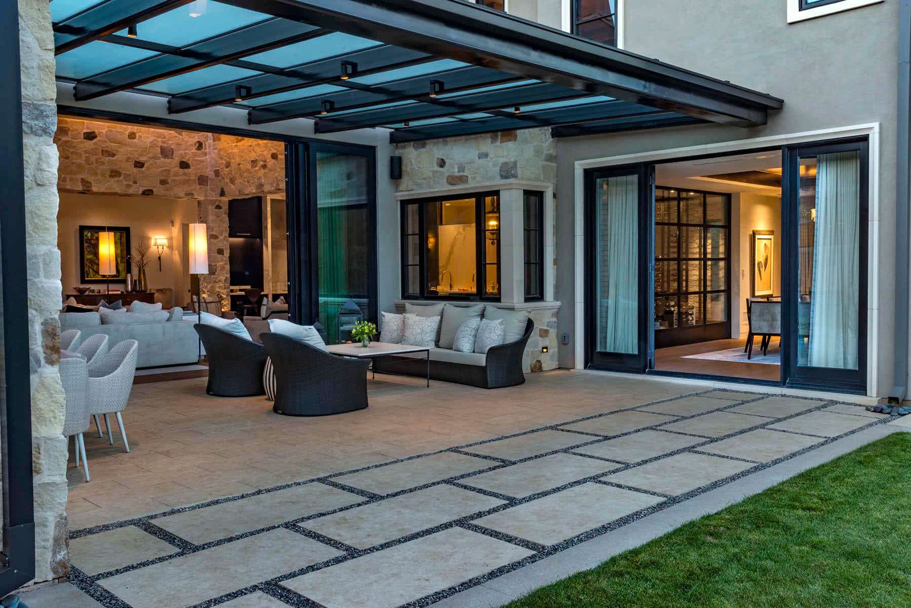 Blog Featured – Create an outdoor living area that is designed for your unique lifestyle.