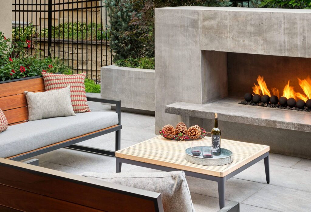 compact outdoor lounge area design small space big zen