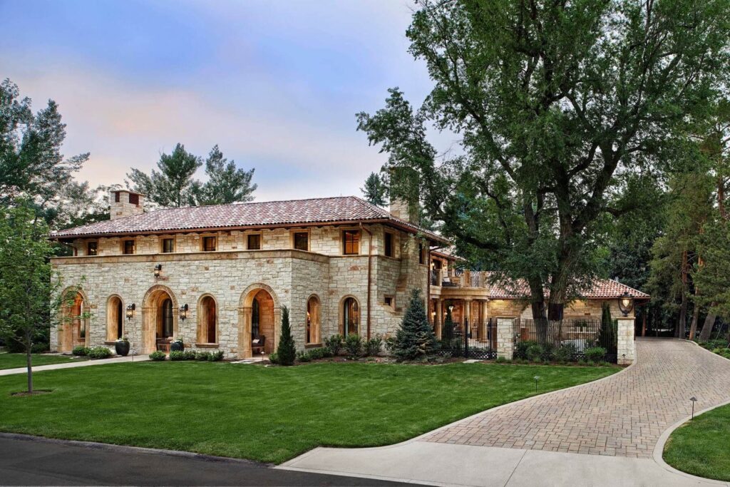 polo club villa luxury courtyard landscape architecture