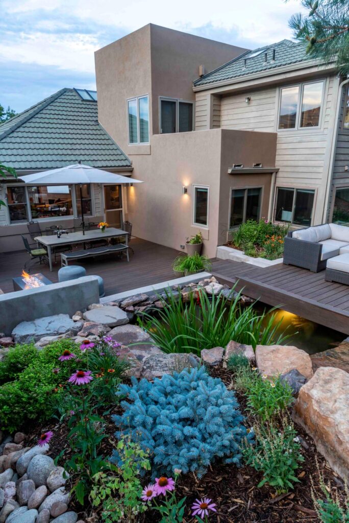 sloped yard landscape retaining wall elevated escape ideas