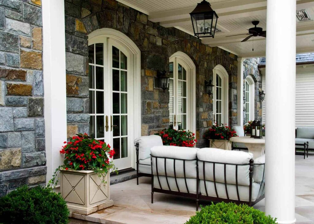 southern charm nighttime landscape lighting dusk ambiance