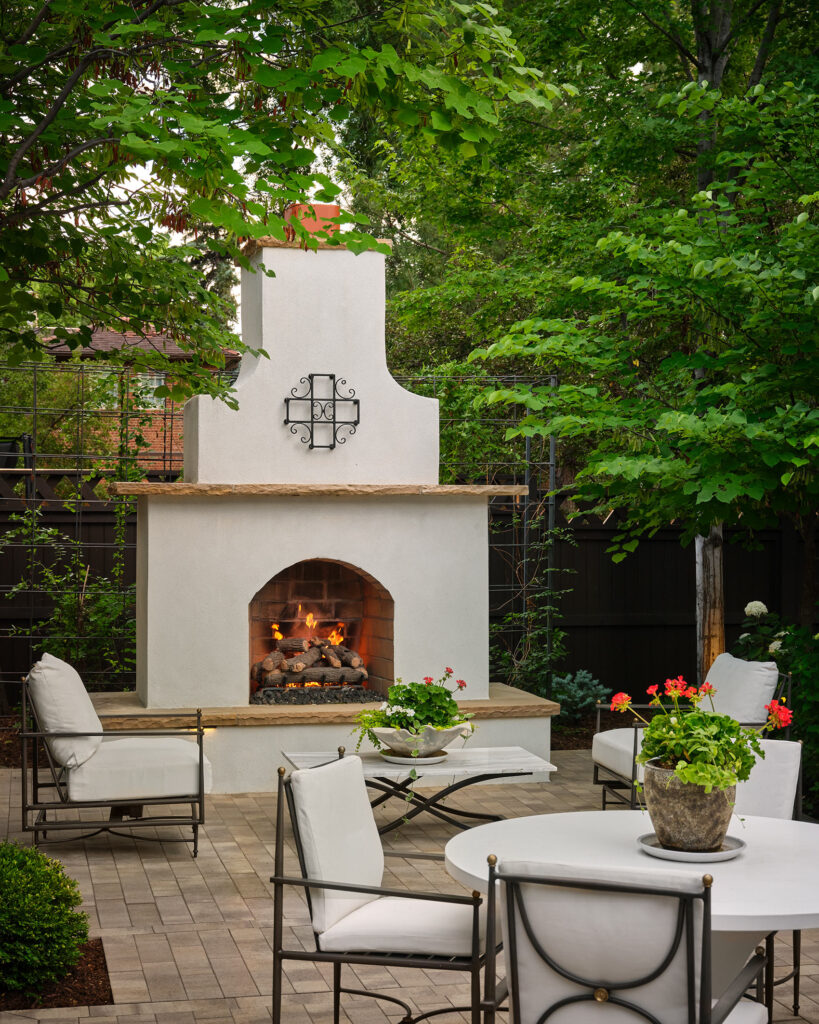 Lifescapes-385-North-Gilpin-St-Fire-Place-07-07-25-WEB