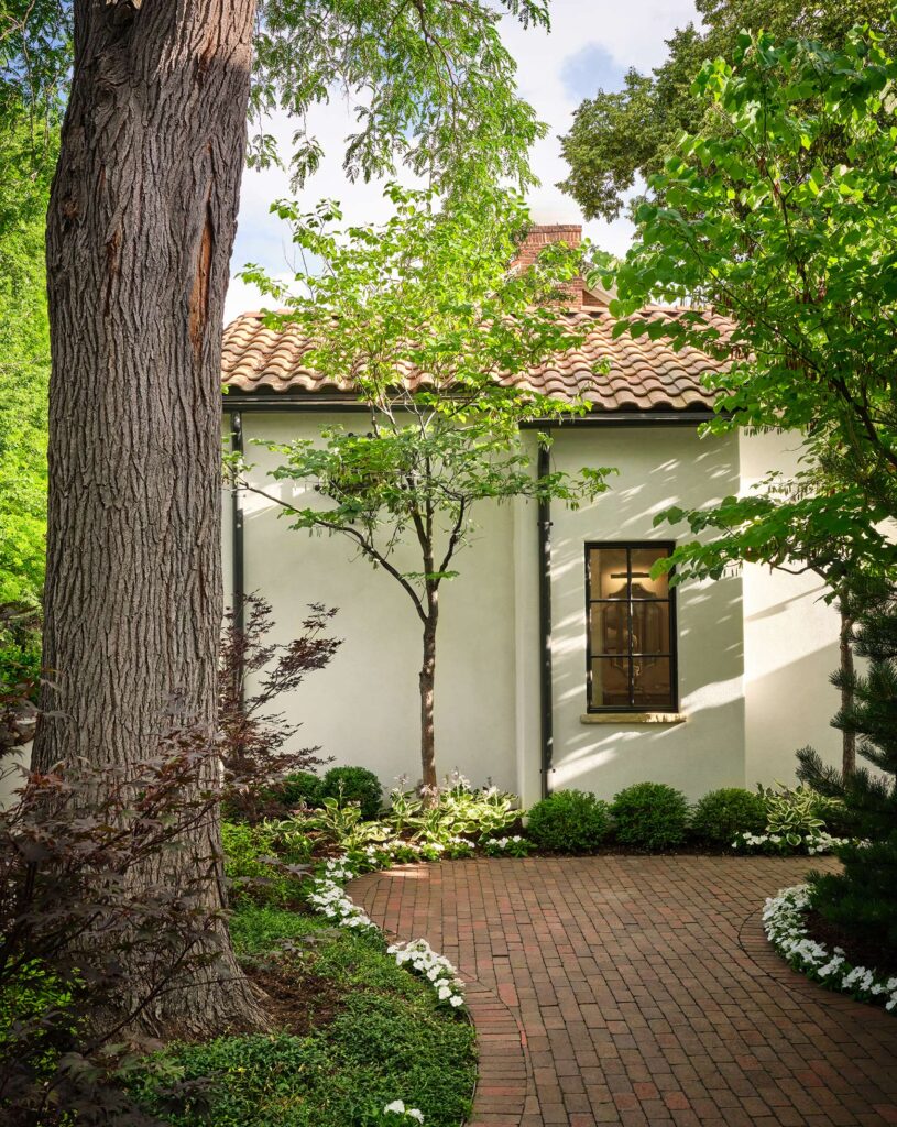 Lifescapes-385-North-Gilpin-St-Front-Path-Detail-07-07-25-WEB